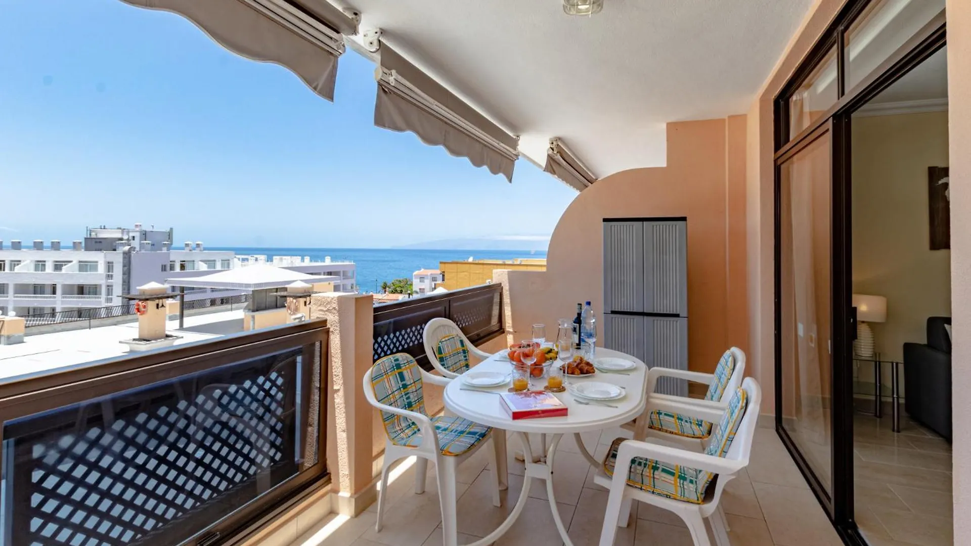 Beautiful Sunset Apt By Dream Homes Tenerife Puerto de Santiago  España